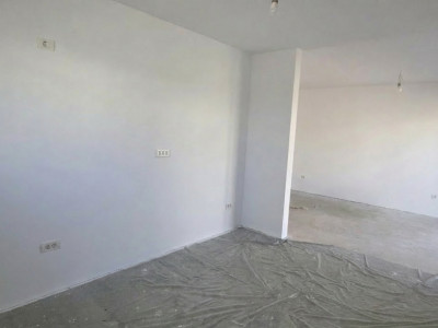 Duplex plan parter, despartit prin camera tehnica - Mosnita Noua imagine mica 4, foxfort.ro