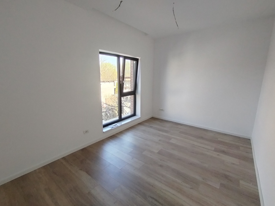 Casa individuala cu 3 camere de vanzare in zona Buziasului 11, foxfort.ro