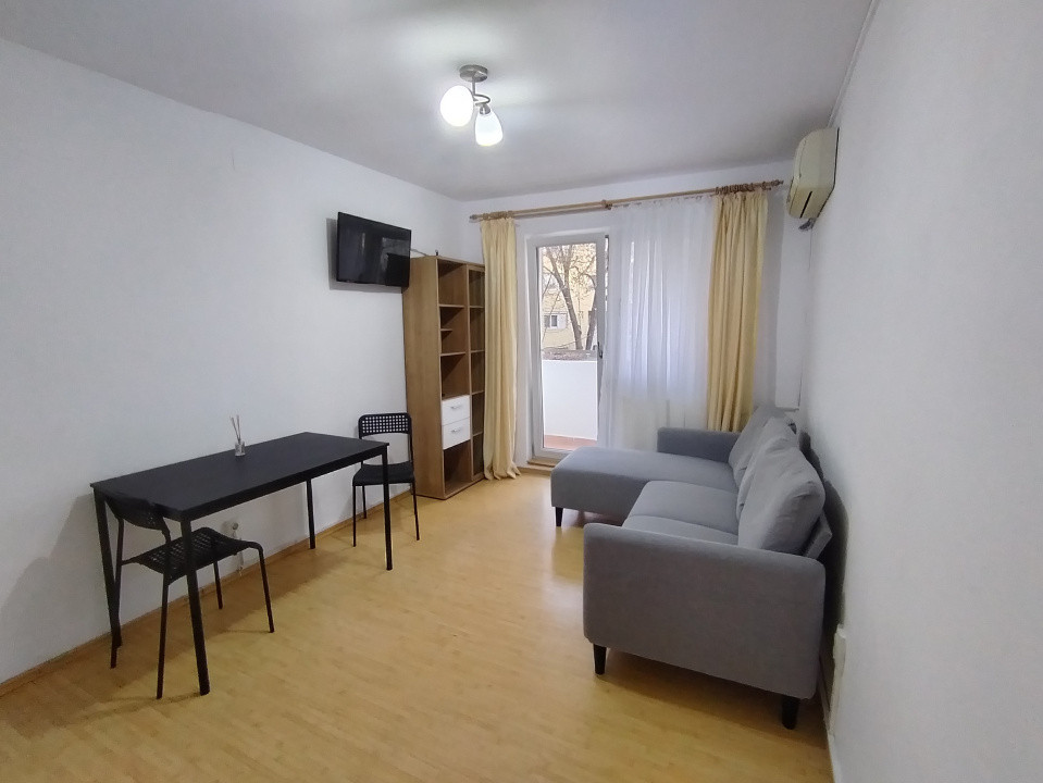 COMISION 0% Apartament cu 3 camere de inchiriat, zona Girocului 3, foxfort.ro
