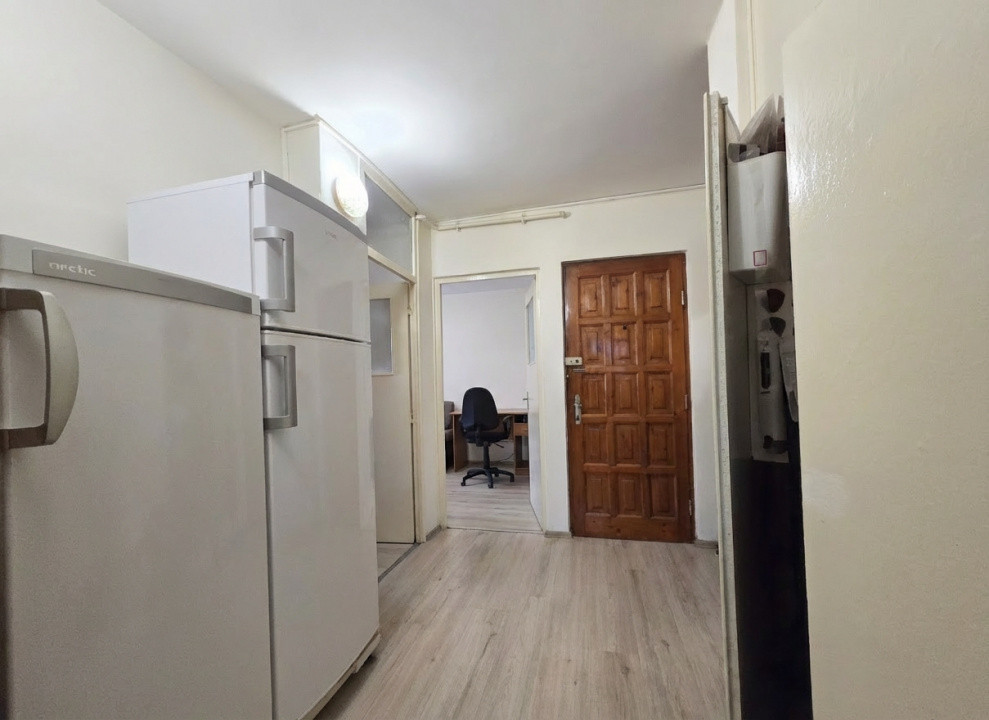 Apartament cu 2 camere de vanzare, Zona Micalaca, Arad 4, foxfort.ro