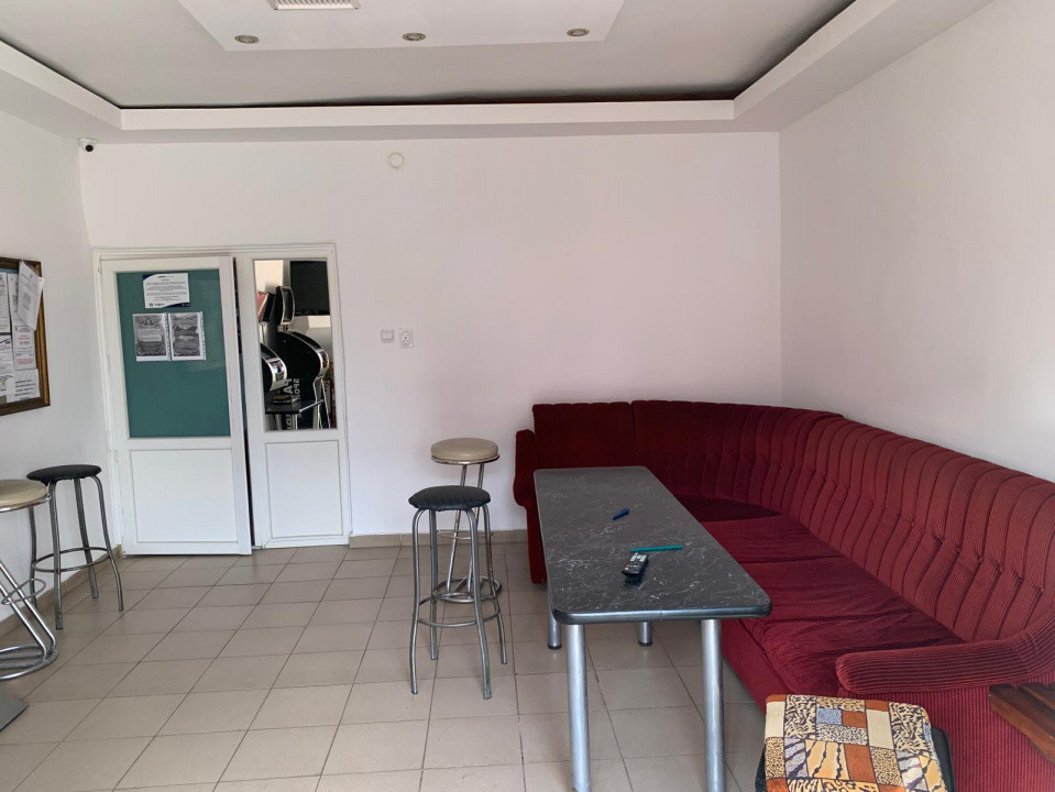 Spatiu de inchiriat de 25 mp, zona Carani 2, foxfort.ro