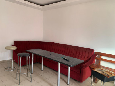 Spatiu de inchiriat de 25 mp, zona Carani