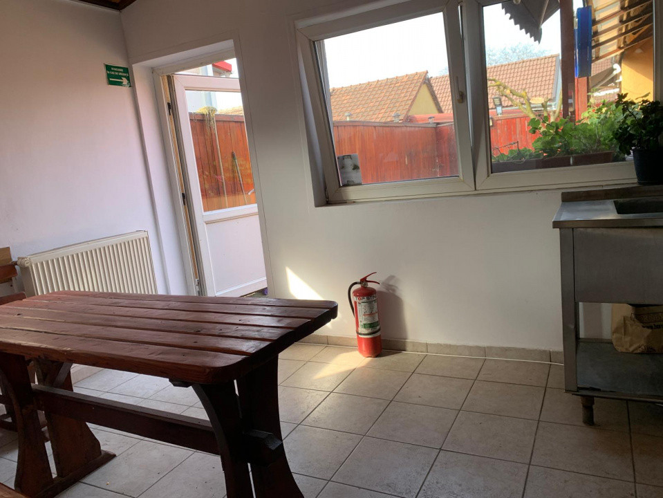 Spatiu de inchiriat de 47 mp, zona Carani 3, foxfort.ro