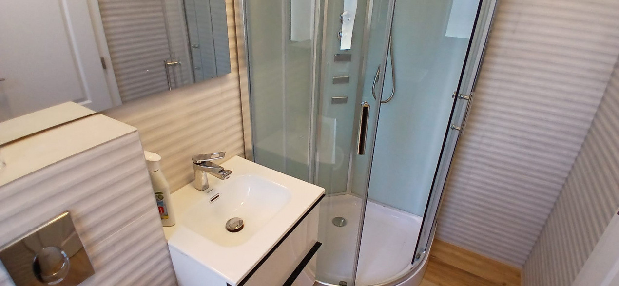 Duplex cu 5 camere si teren de 300 mp in Dumbravita la cheie 6, foxfort.ro