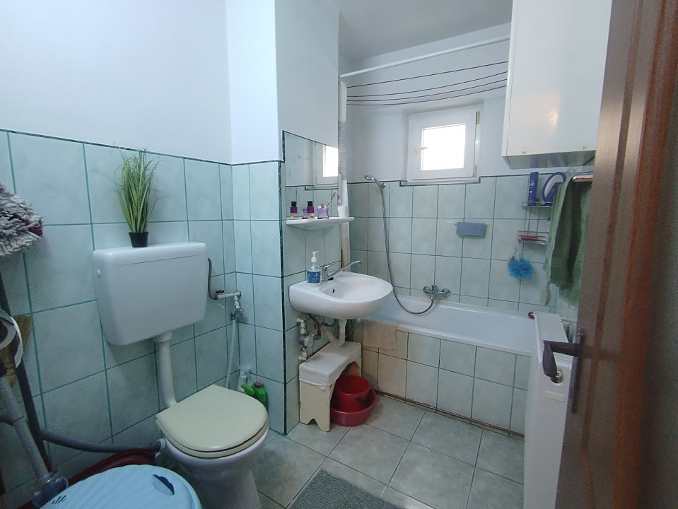 Apartament cu 3 camere de vanzare in Timisoara, zona Buziasului 6, foxfort.ro