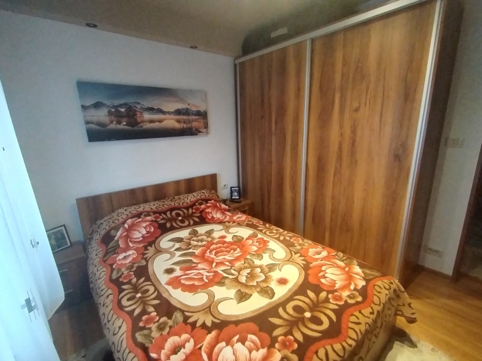 Apartament cu 3 camere de vanzare in Timisoara, zona Buziasului 9, foxfort.ro