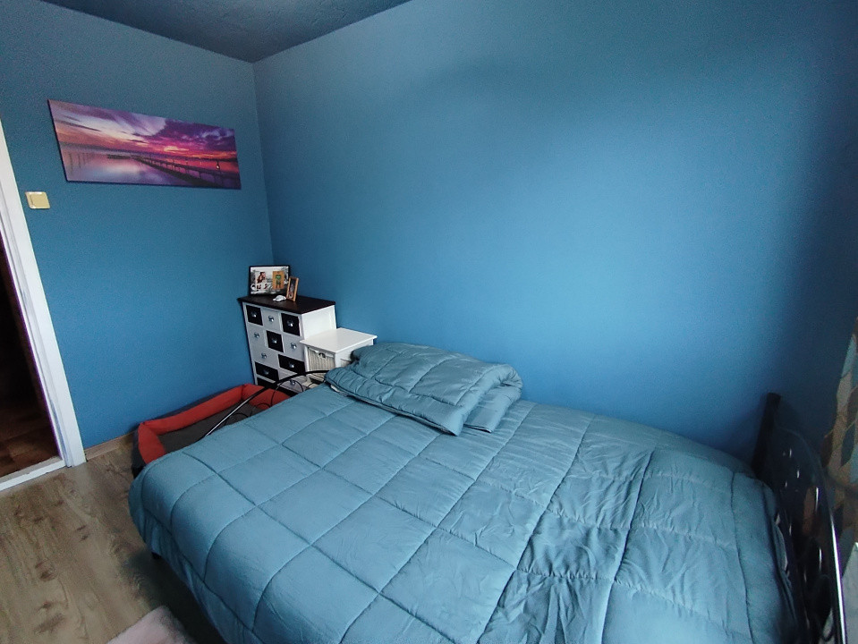 Apartament cu 4 camere de vanzare in zona Spitalul Judetean 13, foxfort.ro