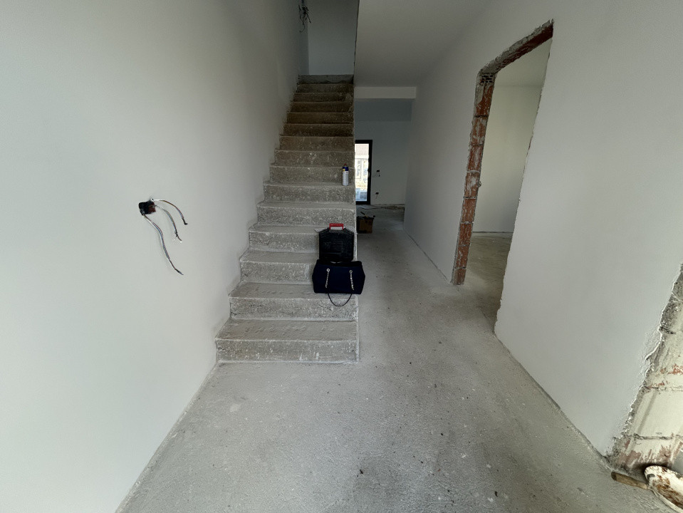 Duplex cu 5 camere in Mosnita Noua, langa centura Sud 11, foxfort.ro