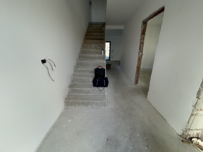 Duplex cu 5 camere in Mosnita Noua, langa centura Sud imagine mica 11, foxfort.ro