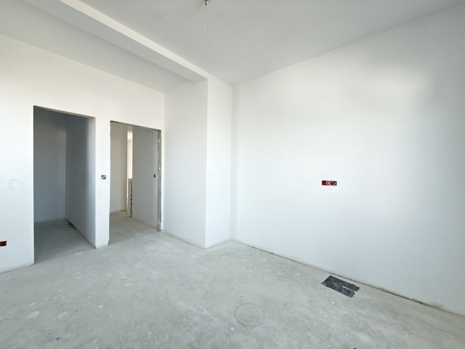 Duplex 4 camere situat la drum asfaltat, in Sacalaz 6, foxfort.ro