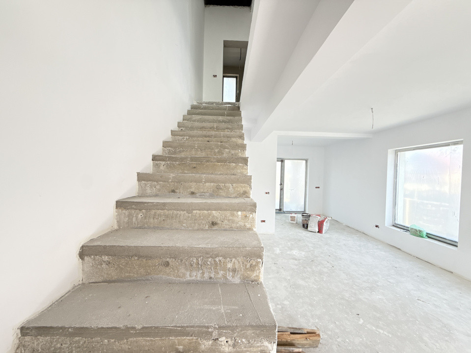 Duplex 4 camere situat la drum asfaltat, in Sacalaz 14, foxfort.ro