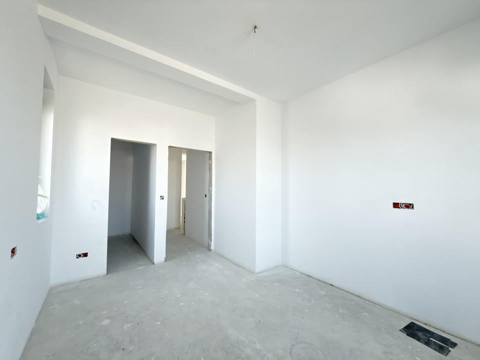 Duplex 4 camere situat la drum asfaltat, in Sacalaz 17, foxfort.ro