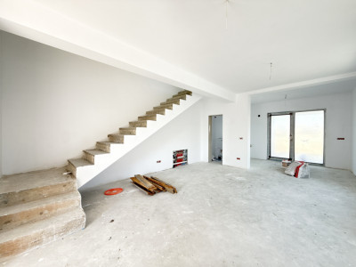 Duplex 4 camere situat la drum asfaltat, in Sacalaz imagine mica 3, foxfort.ro