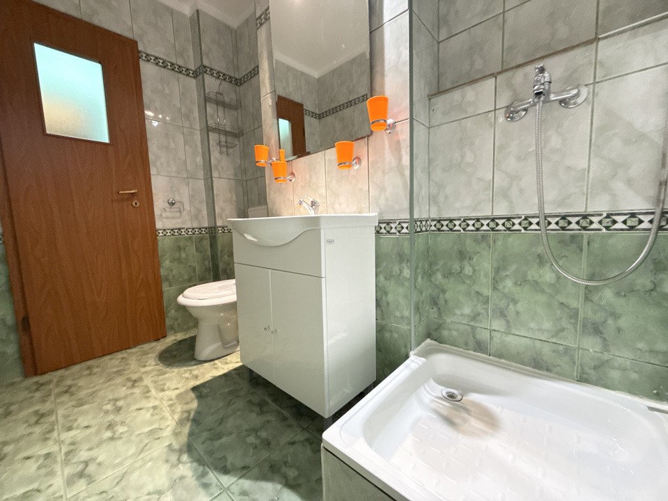 Apartament cu 2 camere de vanzare, zona Gheorghe Lazar 14, foxfort.ro