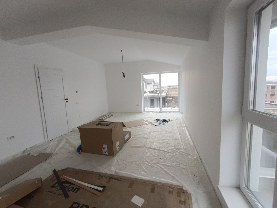 Apartament cu 3 camere de 70 mp, terasa 30 mp in Giroc 9, foxfort.ro