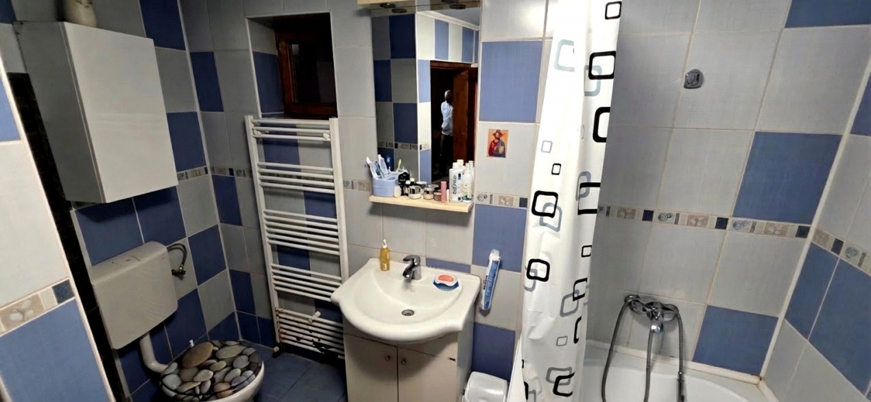 Casa de vanzare cu 3 camere, zona Aurel Vlaicu, Arad 8, foxfort.ro