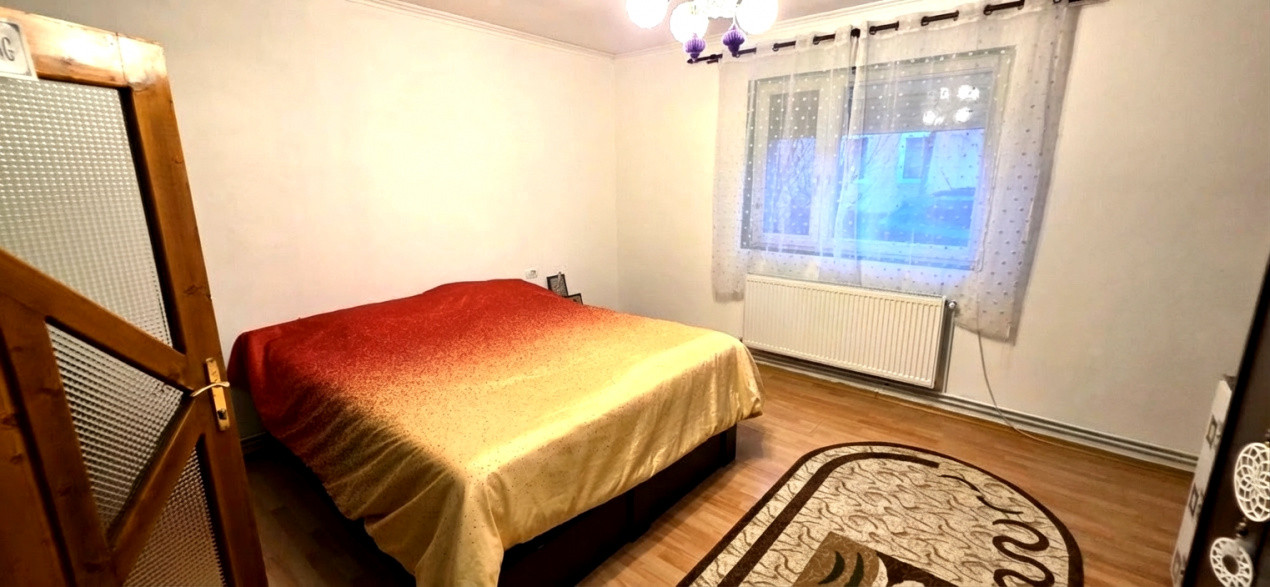 Casa de vanzare cu 3 camere, zona Aurel Vlaicu, Arad 15, foxfort.ro