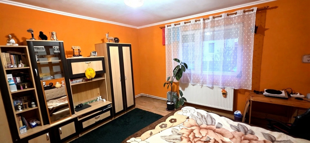 Casa de vanzare cu 3 camere, zona Aurel Vlaicu, Arad 27, foxfort.ro