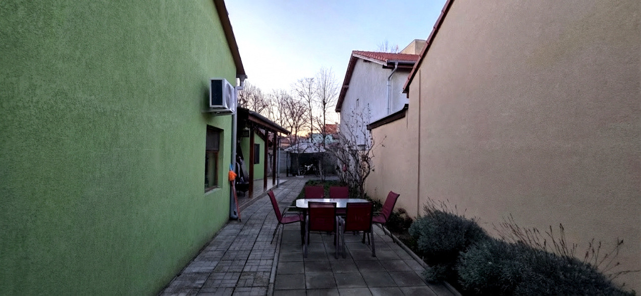 Casa de vanzare cu 3 camere, zona Aurel Vlaicu, Arad 36, foxfort.ro