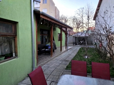 Casa de vanzare cu 3 camere, zona Aurel Vlaicu, Arad imagine mica 9, foxfort.ro