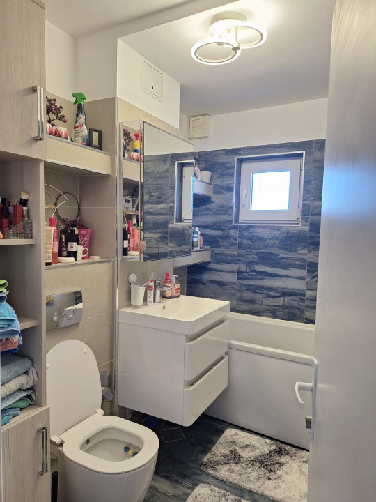 Apartament spatios cu 4 camere, 2 locuri de parcare – zona Iulius Mall 12, foxfort.ro