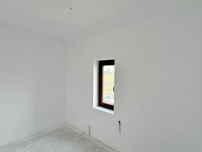 Duplex de vanzare 5 camere cu toate utilitatile - Mosnita Noua imagine mica 14, foxfort.ro