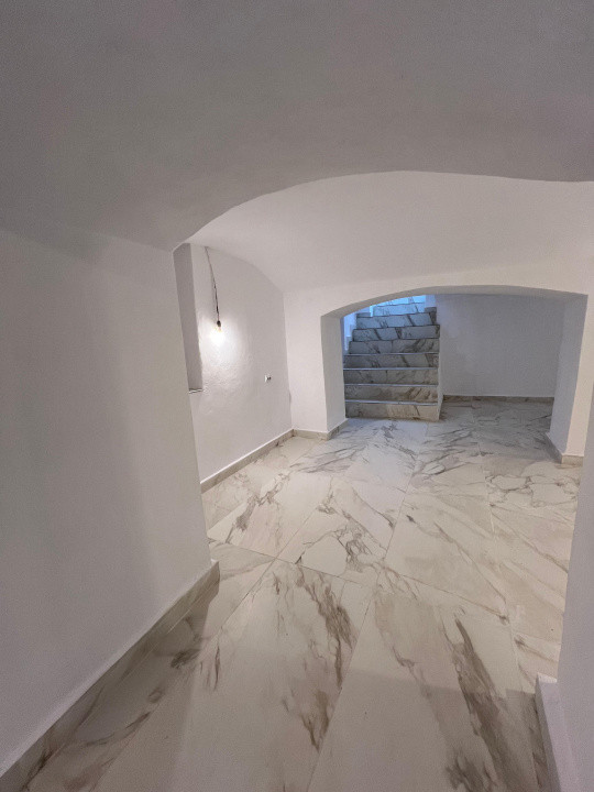 Spatiu comercial de vanzare in centrul Timisoarei 5, foxfort.ro