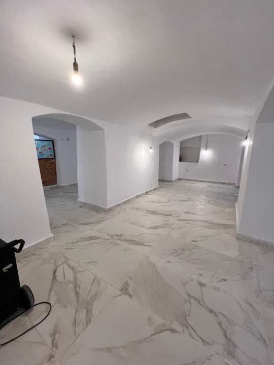 Spatiu comercial de vanzare in centrul Timisoarei 13, foxfort.ro