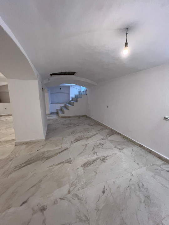 Spatiu comercial de vanzare in centrul Timisoarei 15, foxfort.ro