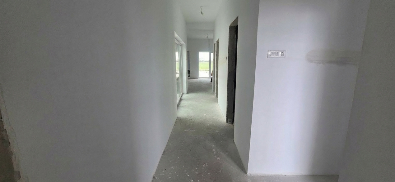 Duplex modern si spatios, gradina interiora de 12 mp - zona Sacalaz 5, foxfort.ro