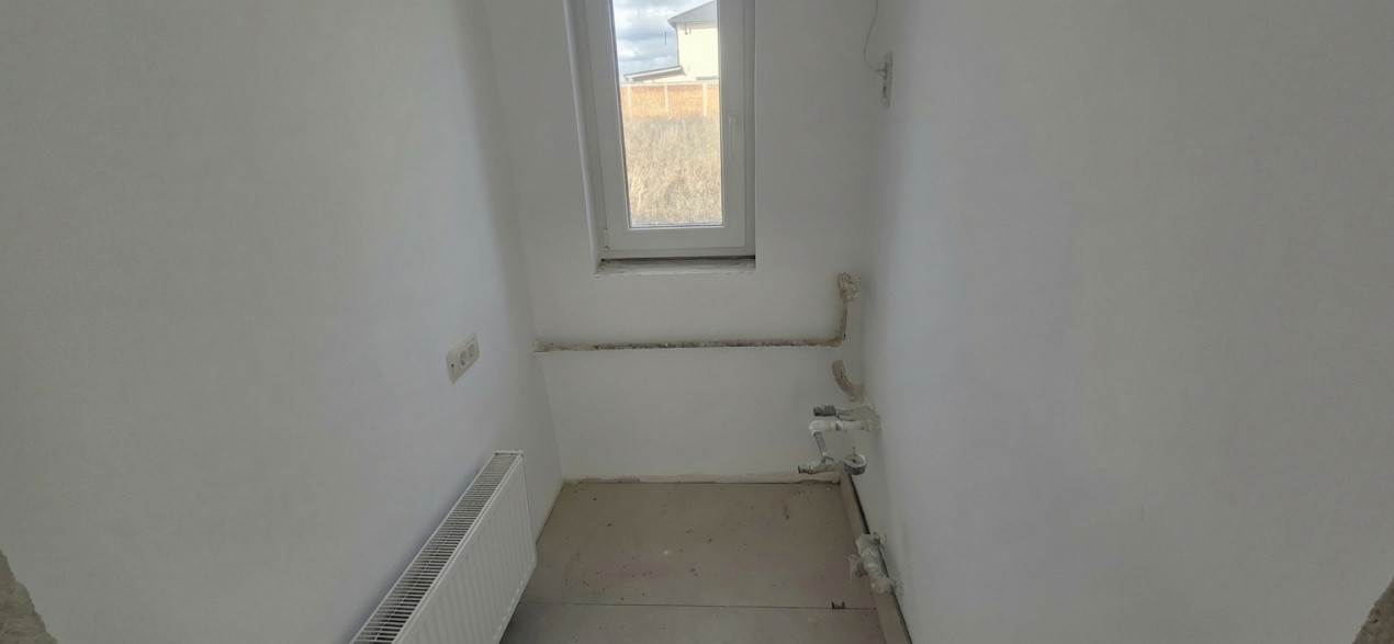 Duplex modern si spatios, gradina interiora de 12 mp - zona Sacalaz 8, foxfort.ro