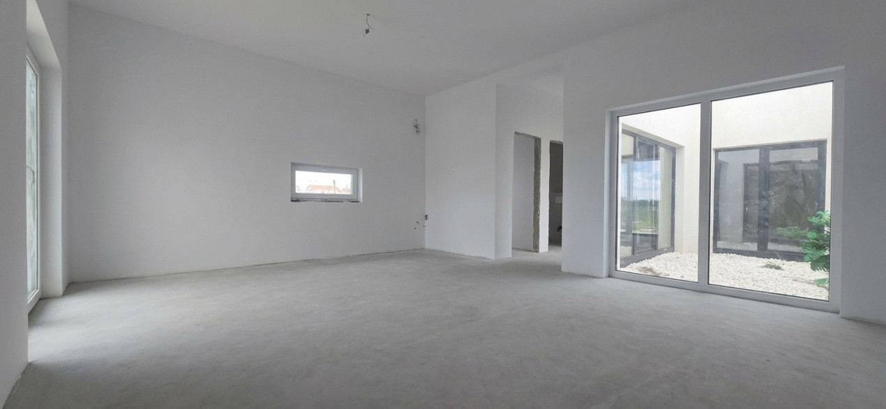 Duplex modern si spatios, gradina interiora de 12 mp - zona Sacalaz 10, foxfort.ro