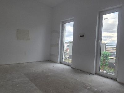 Duplex modern si spatios, gradina interiora de 12 mp - zona Sacalaz imagine mica 9, foxfort.ro