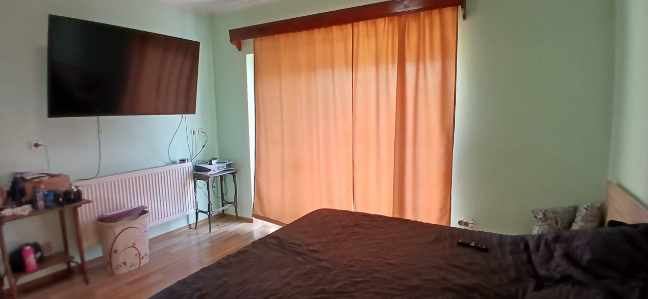 Casa individuala cu 5 camere Parter + Etaj in Ronat 11, foxfort.ro