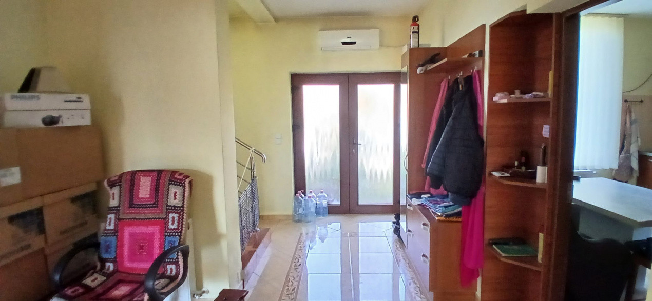 Casa individuala cu 5 camere Parter + Etaj in Ronat 16, foxfort.ro