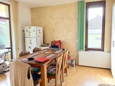 Casa individuala cu 5 camere Parter + Etaj in Ronat imagine mica 2, foxfort.ro