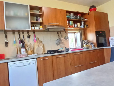 Casa individuala cu 5 camere Parter + Etaj in Ronat imagine mica 12, foxfort.ro