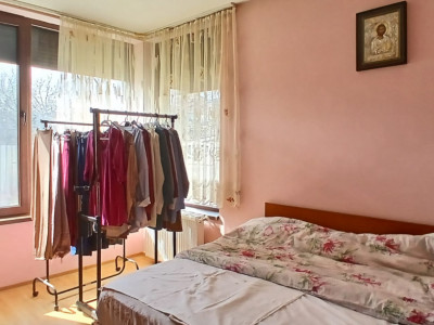 Casa individuala cu 5 camere Parter + Etaj in Ronat imagine mica 13, foxfort.ro