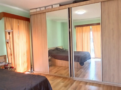 Casa individuala cu 5 camere Parter + Etaj in Ronat imagine mica 18, foxfort.ro