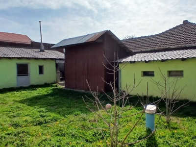 Casa individuala cu 5 camere Parter + Etaj in Ronat imagine mica 20, foxfort.ro