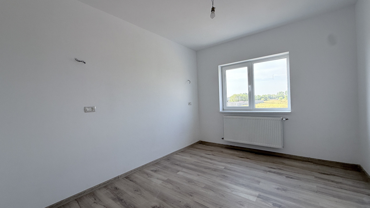 Comision 0% Duplex de vanzare, 4 camere, teren 466 mp - Mosnita Noua 9, foxfort.ro
