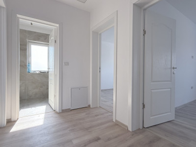Comision 0% Duplex de vanzare, 4 camere, teren 466 mp - Mosnita Noua imagine mica 18, foxfort.ro