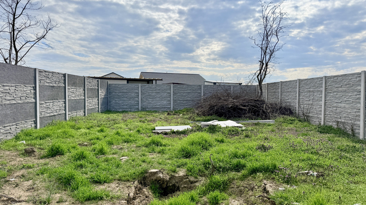 Duplex de vanzare, 3 camere cu toate utilitatile - Bucovat 2, foxfort.ro