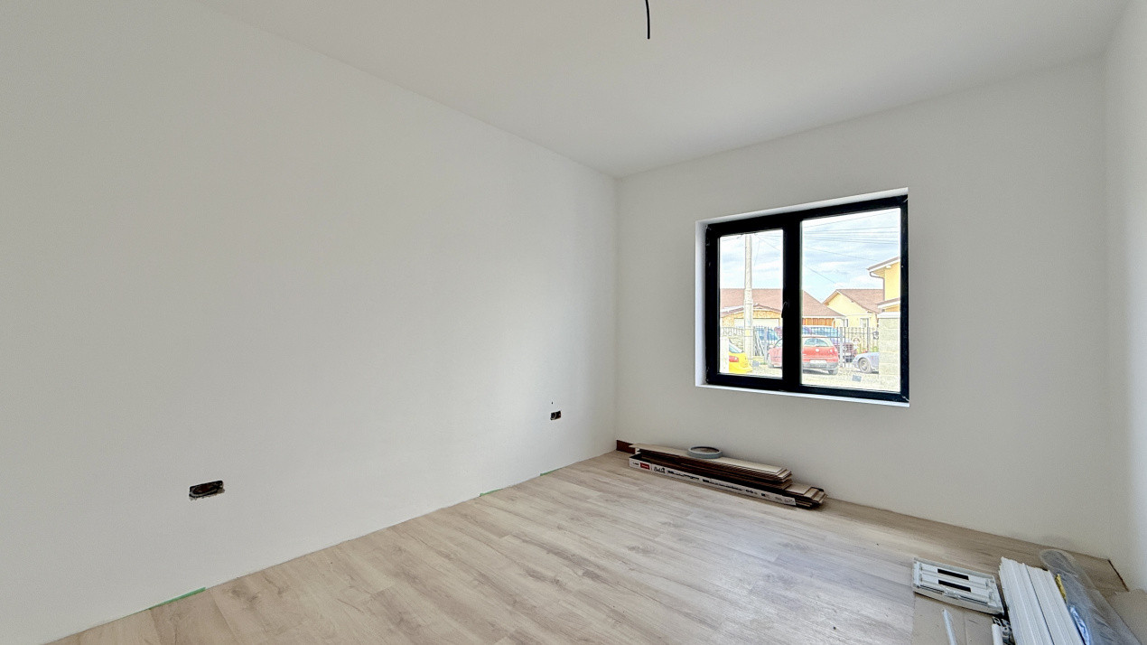 Duplex de vanzare, 3 camere cu toate utilitatile - Bucovat 5, foxfort.ro