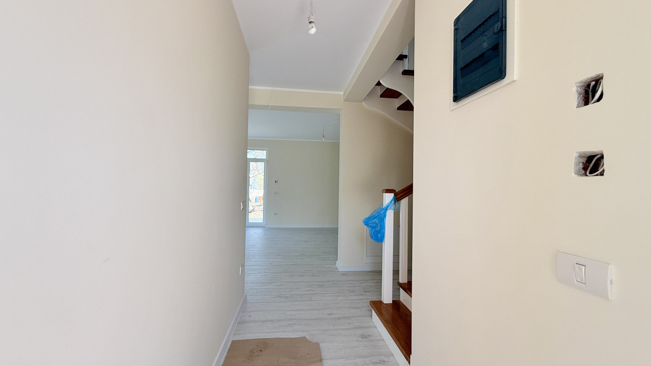 Casa individuala 4 camere cu toate utilitatile - Mosnita Veche 17, foxfort.ro