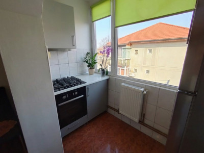 Apartament cu 3 camere de vanzare in zona Soarelui imagine mica 10, foxfort.ro