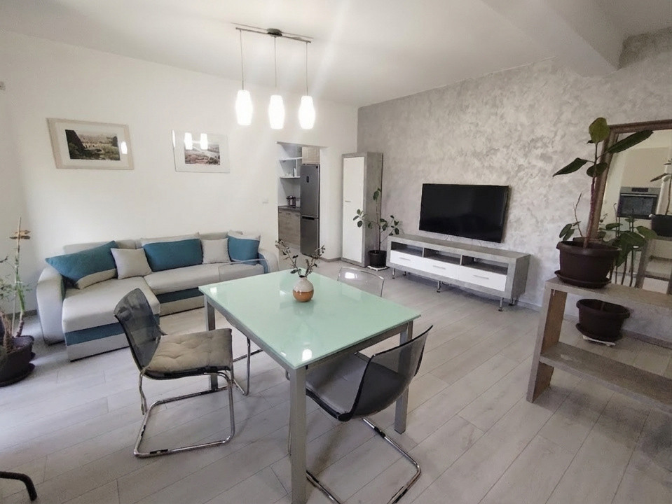 Apartament cu 2 camere de vanzare in Giroc 7, foxfort.ro