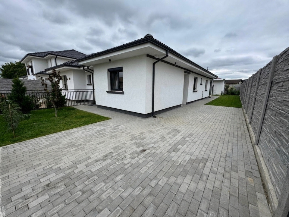 Duplex modern, complet utilat, 3 camere – Ghiroda 1, foxfort.ro