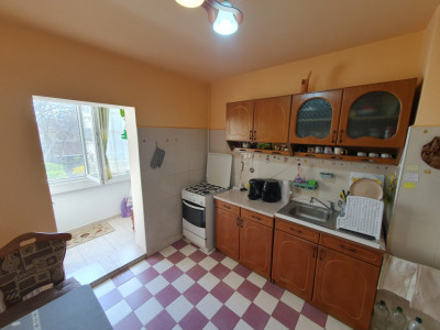 Apartament cu 2 camere decomandat, etaj 1, zona Girocului imagine mica 3, foxfort.ro