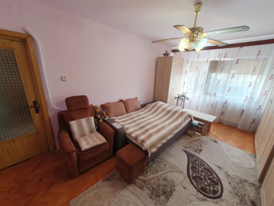 Apartament cu 2 camere decomandat, etaj 1, zona Girocului imagine mica 14, foxfort.ro